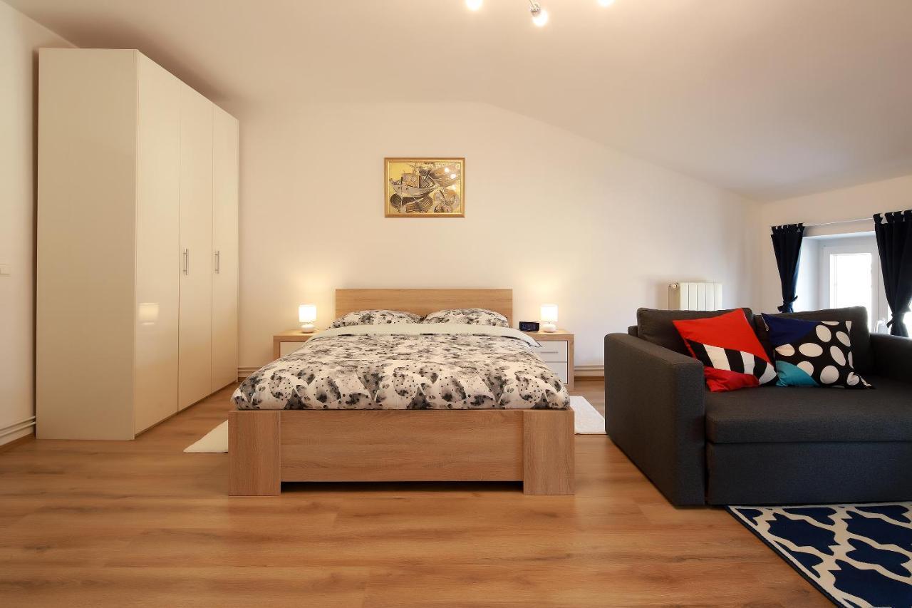 Sweet Loft Apartment Blue in Rijeka center Buitenkant foto