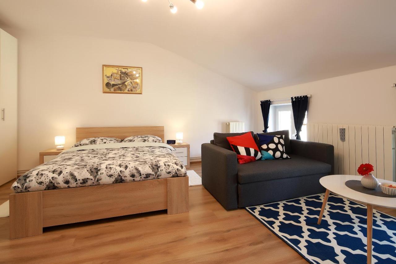 Sweet Loft Apartment Blue in Rijeka center Buitenkant foto